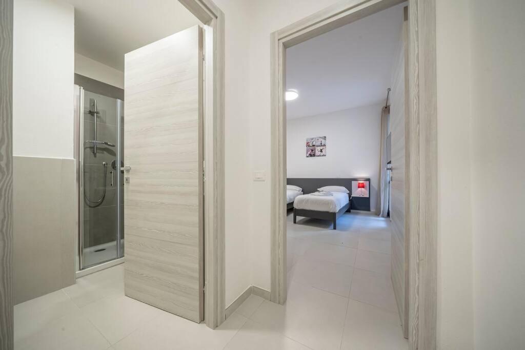 Rua Muro Piano Nobile Family *